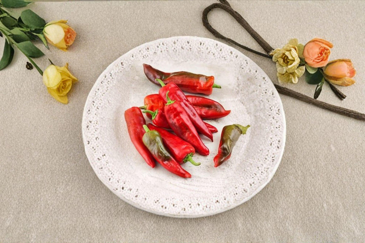 Barker Hot Pepper Seeds - 25 Count - New Mexico Chili - Medium Heat - Capsicum annuum - Perfect for Roasting & Drying
