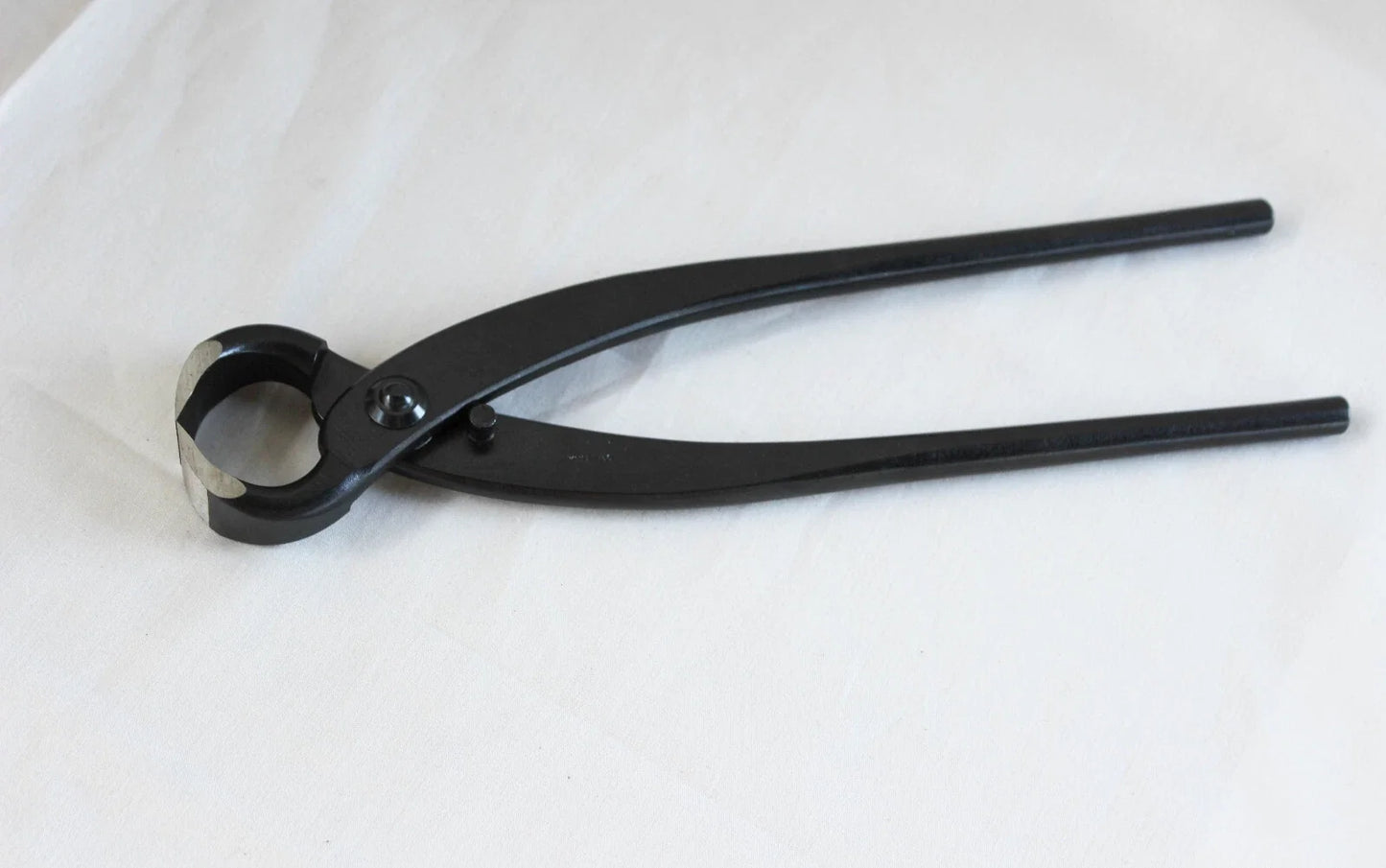 Japanese Bonsai Root Cutter - 270mm Tanabe Hand Tool for Precision Pruning and Shaping