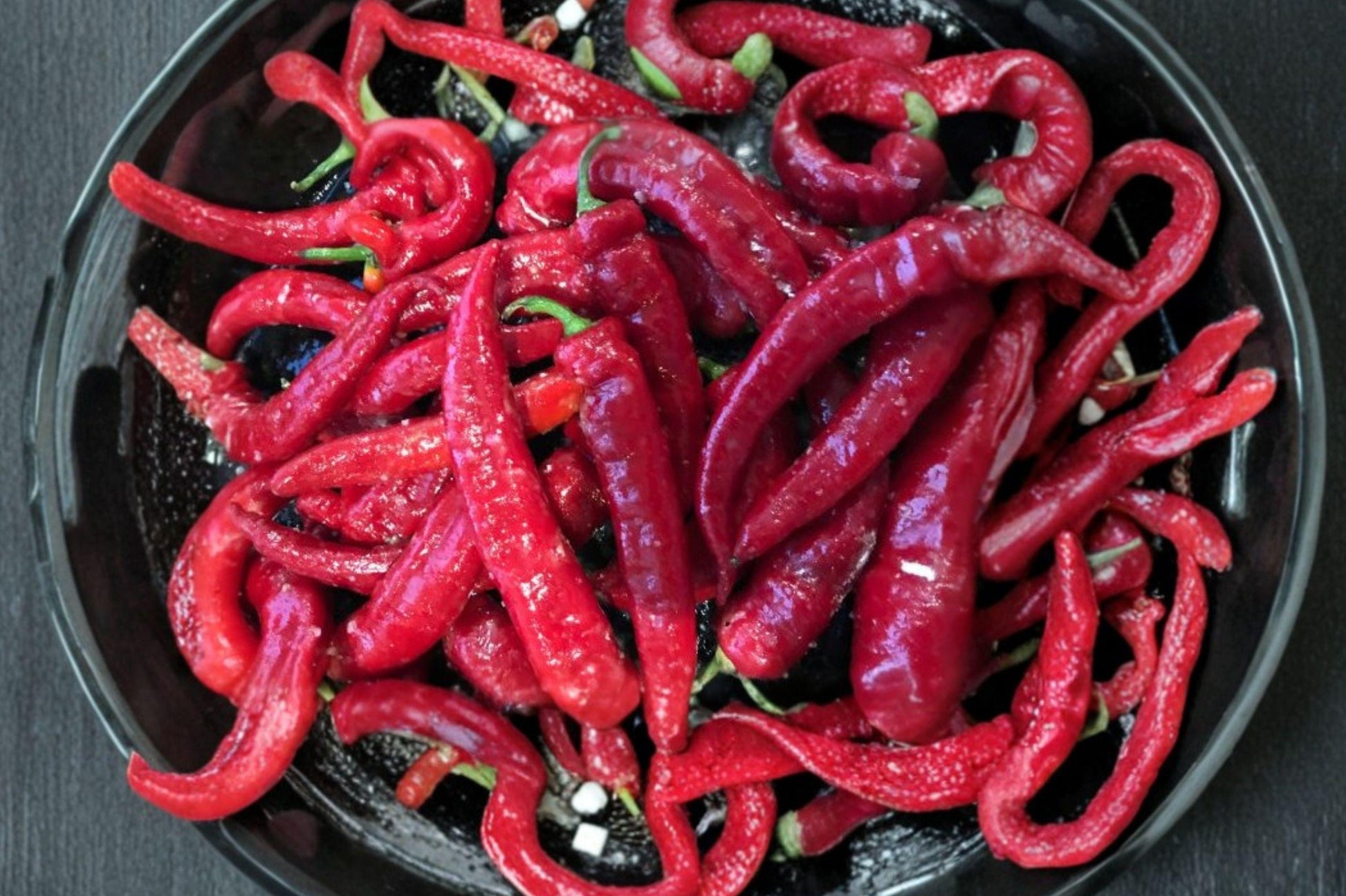 Heirloom Cubanelle Sweet Frying Pepper Seeds | Mild Flavor, High Yield, Cooking Garden Plants (50+)