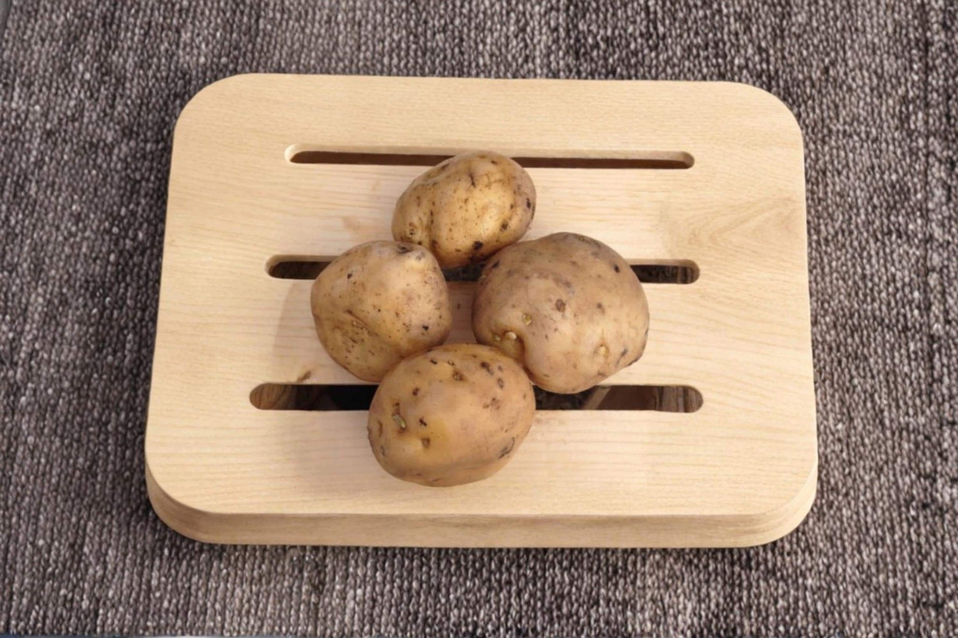Irish Cobbler Seed Potatoes 10 lbs – White Skin Root Vegetable Tubers for Garden Planting, Solanum tuberosum