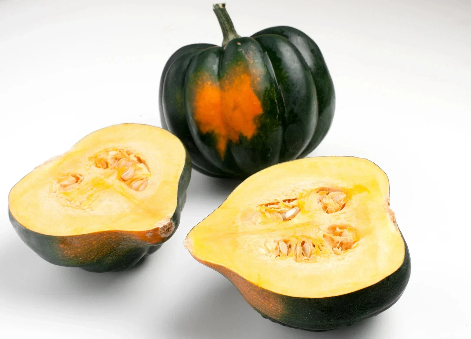 Acorn Winter Squash Seeds, Table Queen Variety, Heirloom Cucurbita pepo, Dark Green Ribbed Rind, Sweet Golden Flesh, 30+ Seeds