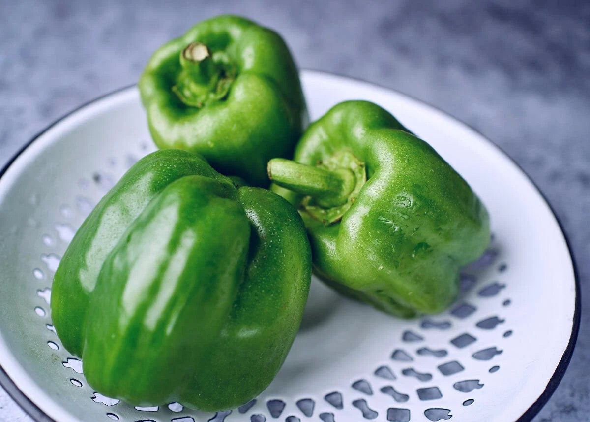 Sweet Emerald Giant Pepper Seeds – 50+ Non-GMO Heirloom Capsicum Annuum for Home Gardening