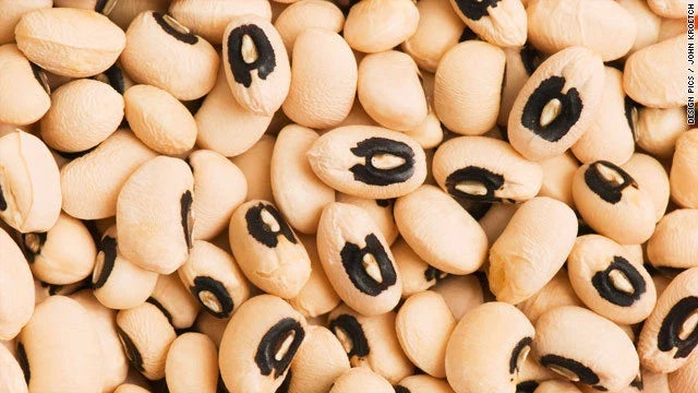 California Black-Eye Cowpeas Seeds - Bush Bean Variety, Black-Eye Beans, Vigna unguiculata, Nutritious, Drought Resistant, 100 Seeds